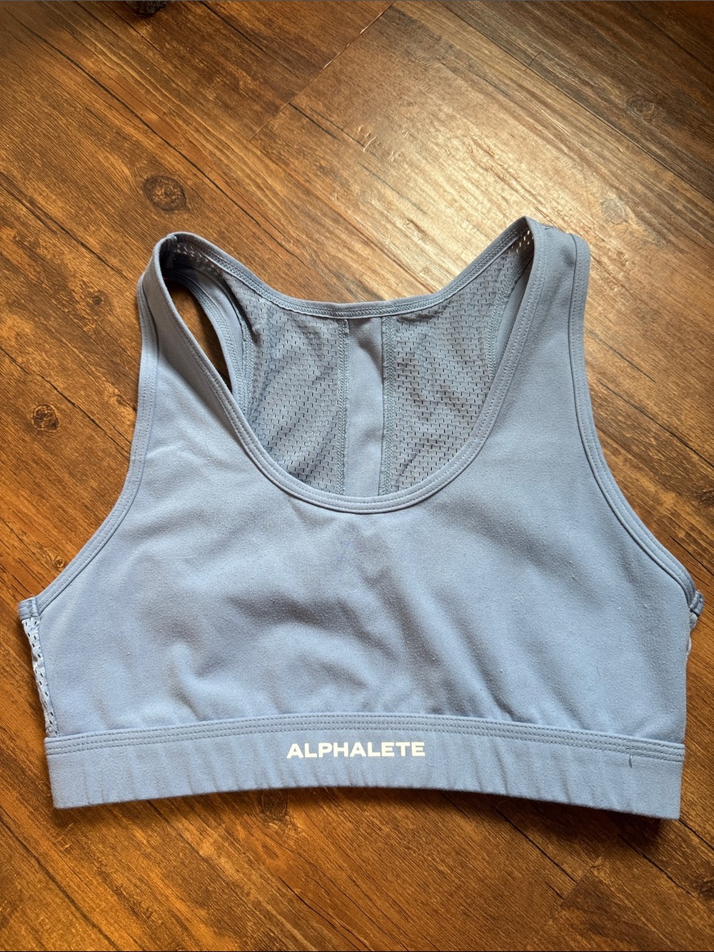 Alphalete sports bra
